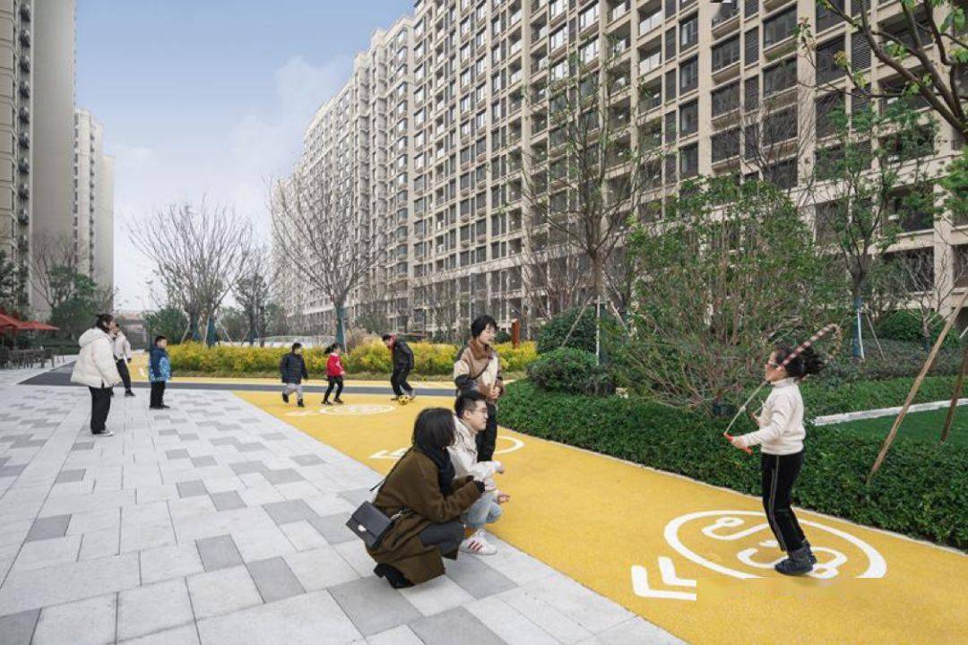 芳草地社区在线视频，构建新型社区互动平台-第3张图片