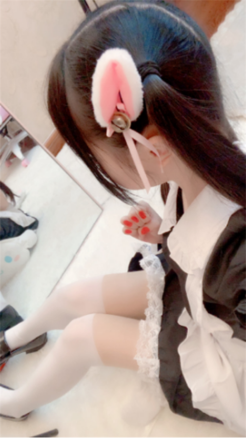 美女脱18以下禁止免费观看爆奶一区二区三区扣未成年保护与网络内容规范——关于美女相关内容的探讨-第1张图片