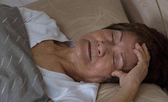 睡觉感觉有个东西撞我身体里了睡眠中的奇异体验，睡觉时感觉有个东西撞进我身体里-第2张图片