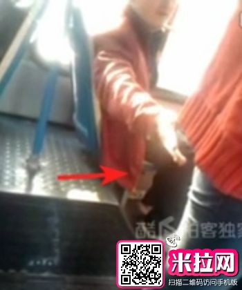 女子乘公交被弄2小时视频大全女子公交遭遇，两小时的困扰视频事件-第1张图片