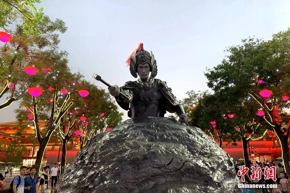 石头人石头人的传奇之旅-第2张图片