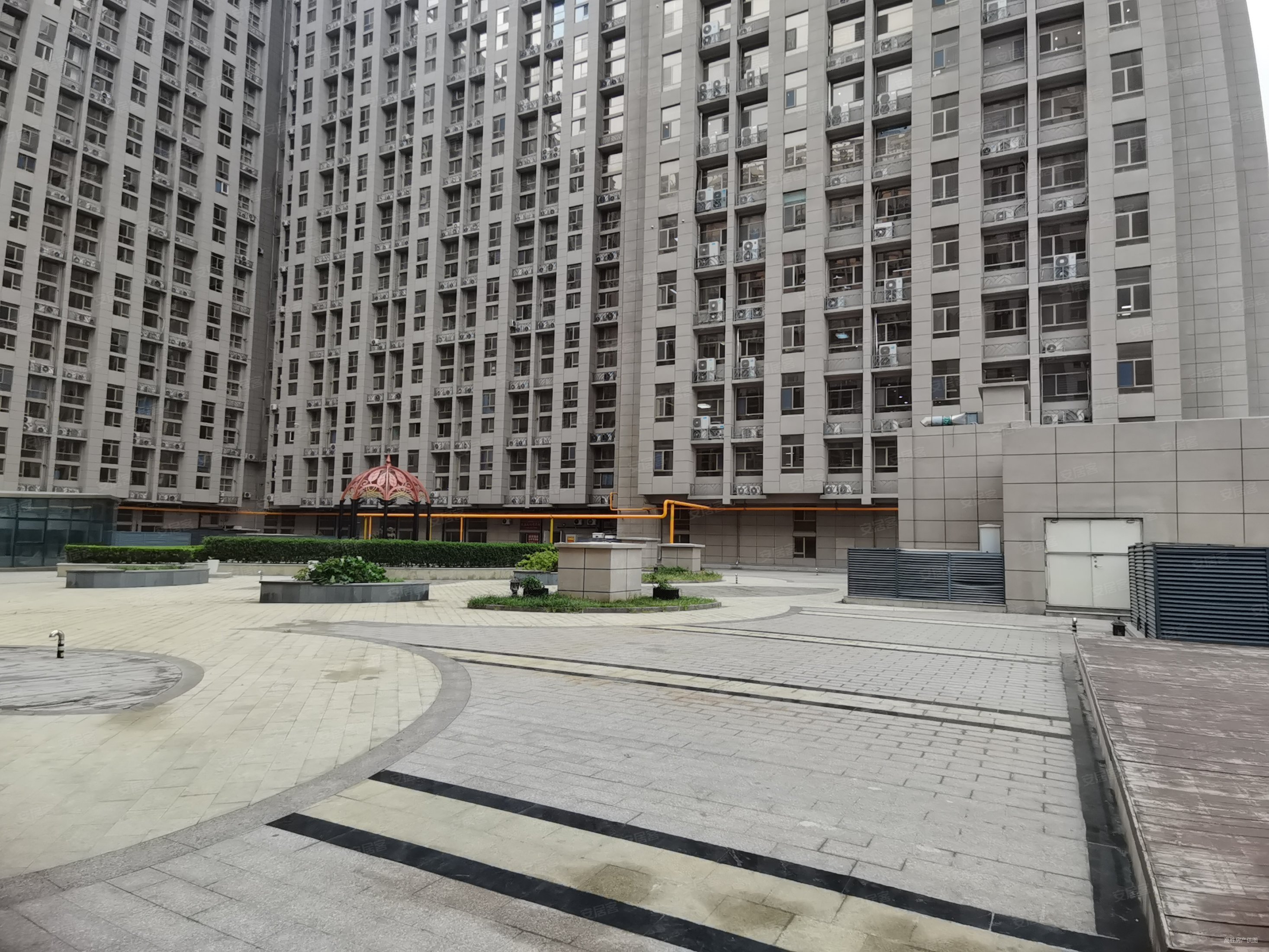 欧亚大观大鲁阁齐鲁日报欧亚大观，大鲁阁与齐鲁日报的交汇-第2张图片