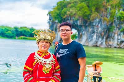 大妈梅开二度接吻大妈梅开二度——重拾青春的魅力-第2张图片