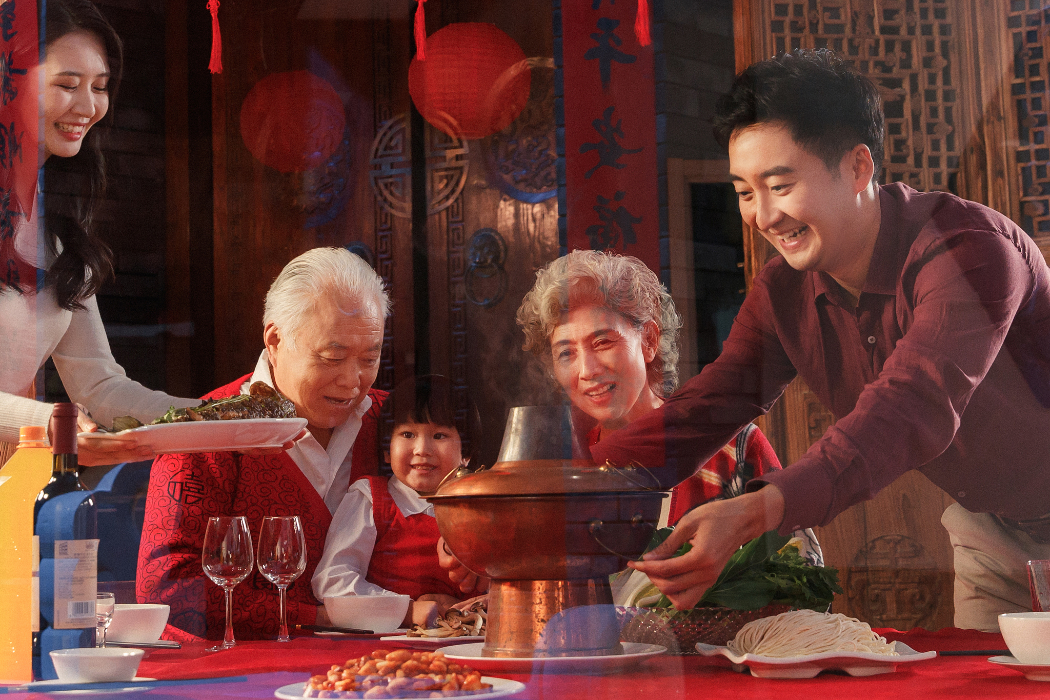 一大家子的欢乐时光，换着玩-第1张图片
