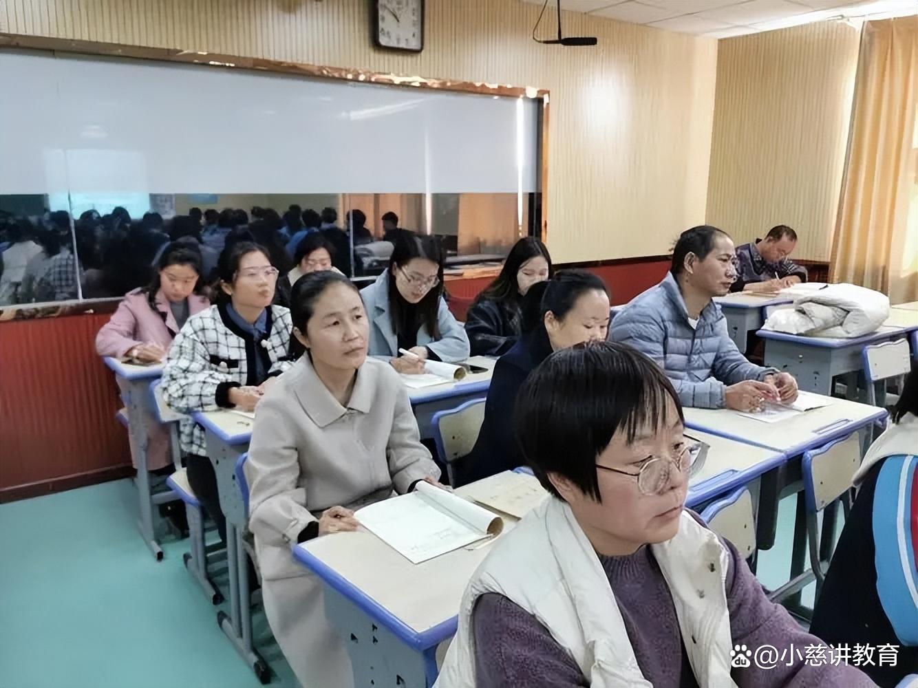 和老师一起做课题一堂特殊的课堂，与老师共度一节课的爱-第2张图片