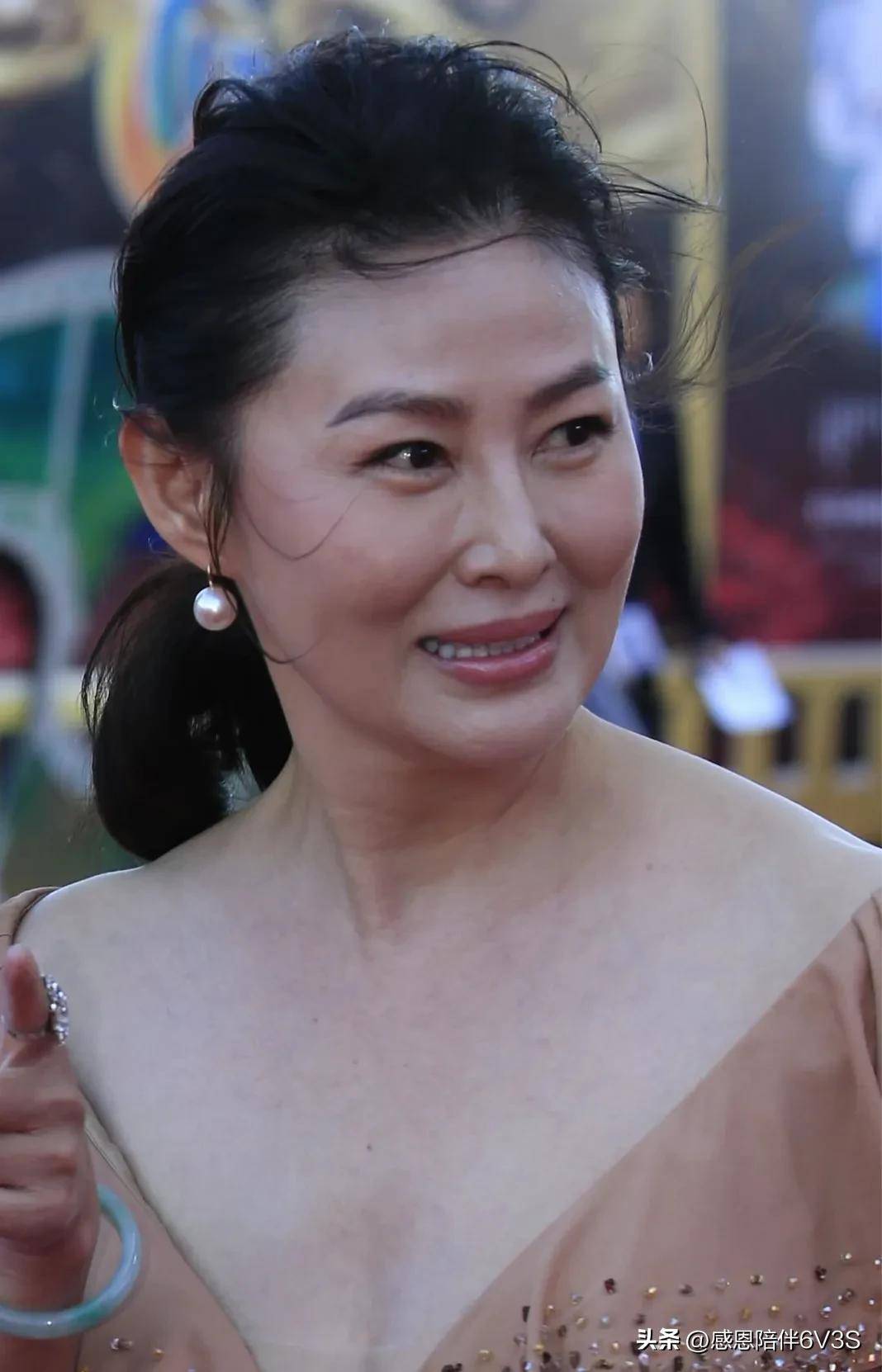 潘金莲的魅力与豪妇荡乳的传说-第1张图片