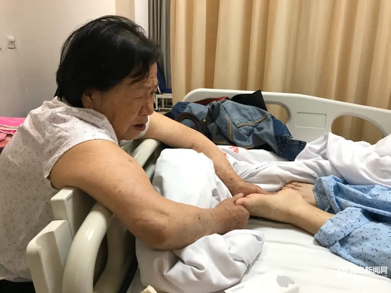 两个人高清视频免费视频完整版高清视频免费观看，两个人的完整故事