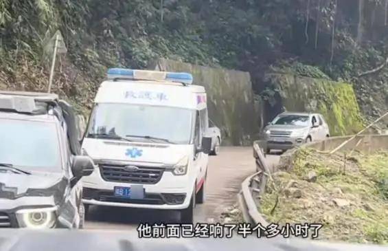 公车豪放女现象的背后思考
